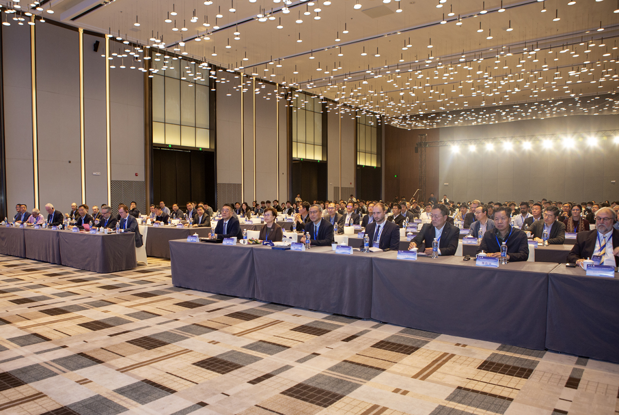 2025能源安全与低碳国际峰会启幕！中澳行业领袖齐聚中国矿大