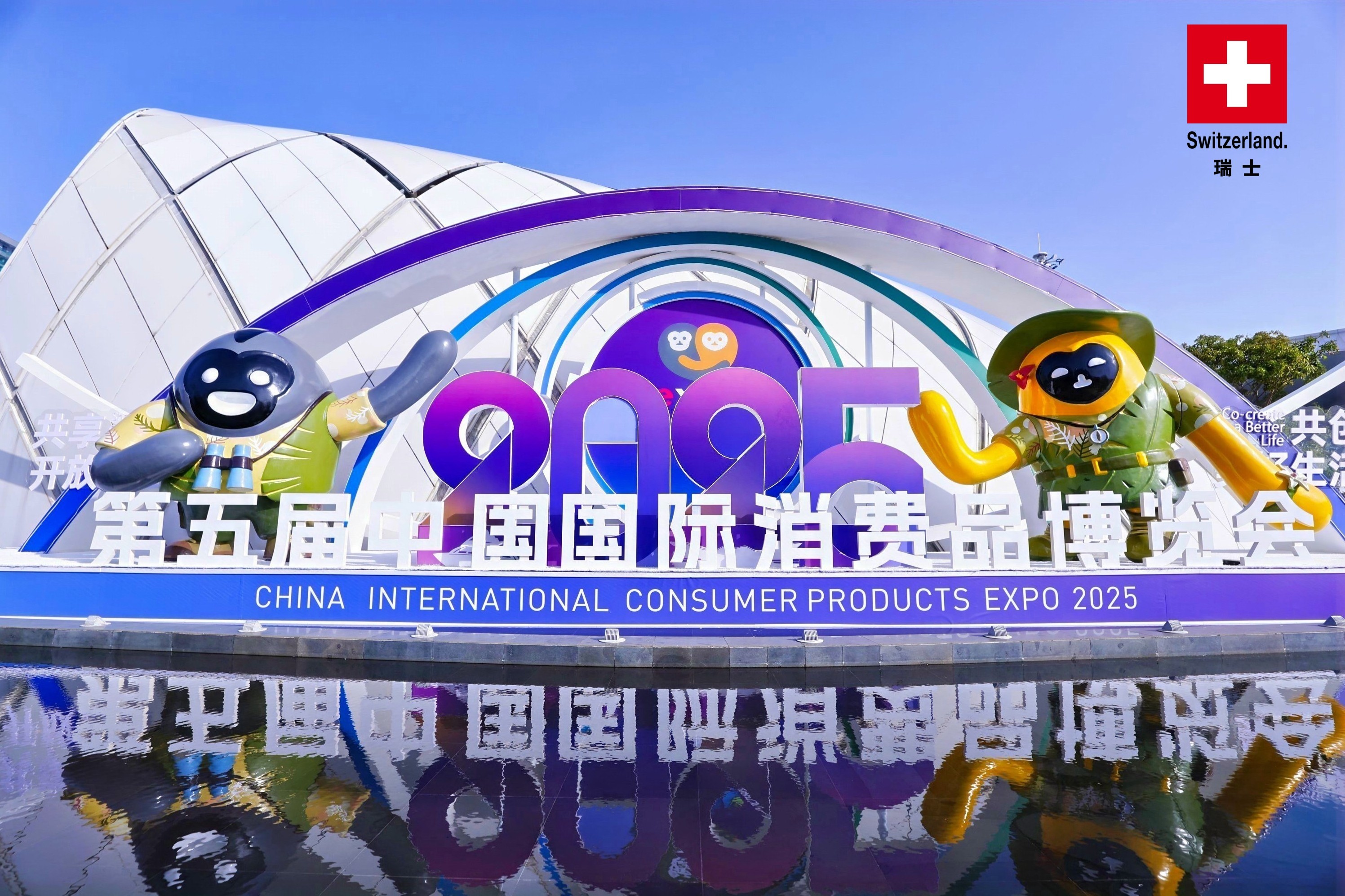 瑞士弗兰卡凭高端厨电破圈,定义「品智」厨房新风范