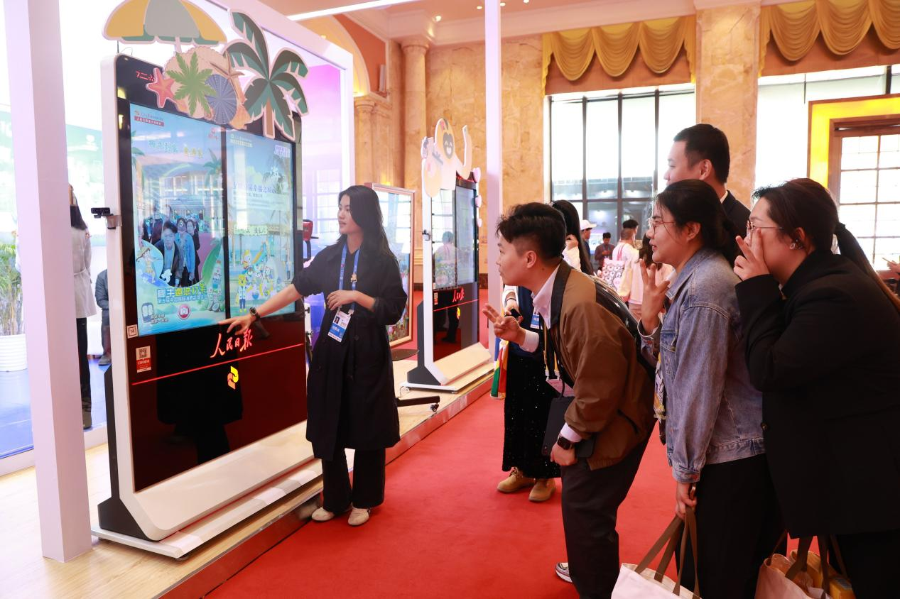椰牛品牌携新品亮相第五届消博会
