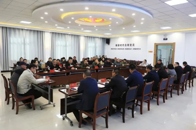 金川区政府组织召开停车服务收费工作市民见面座谈会