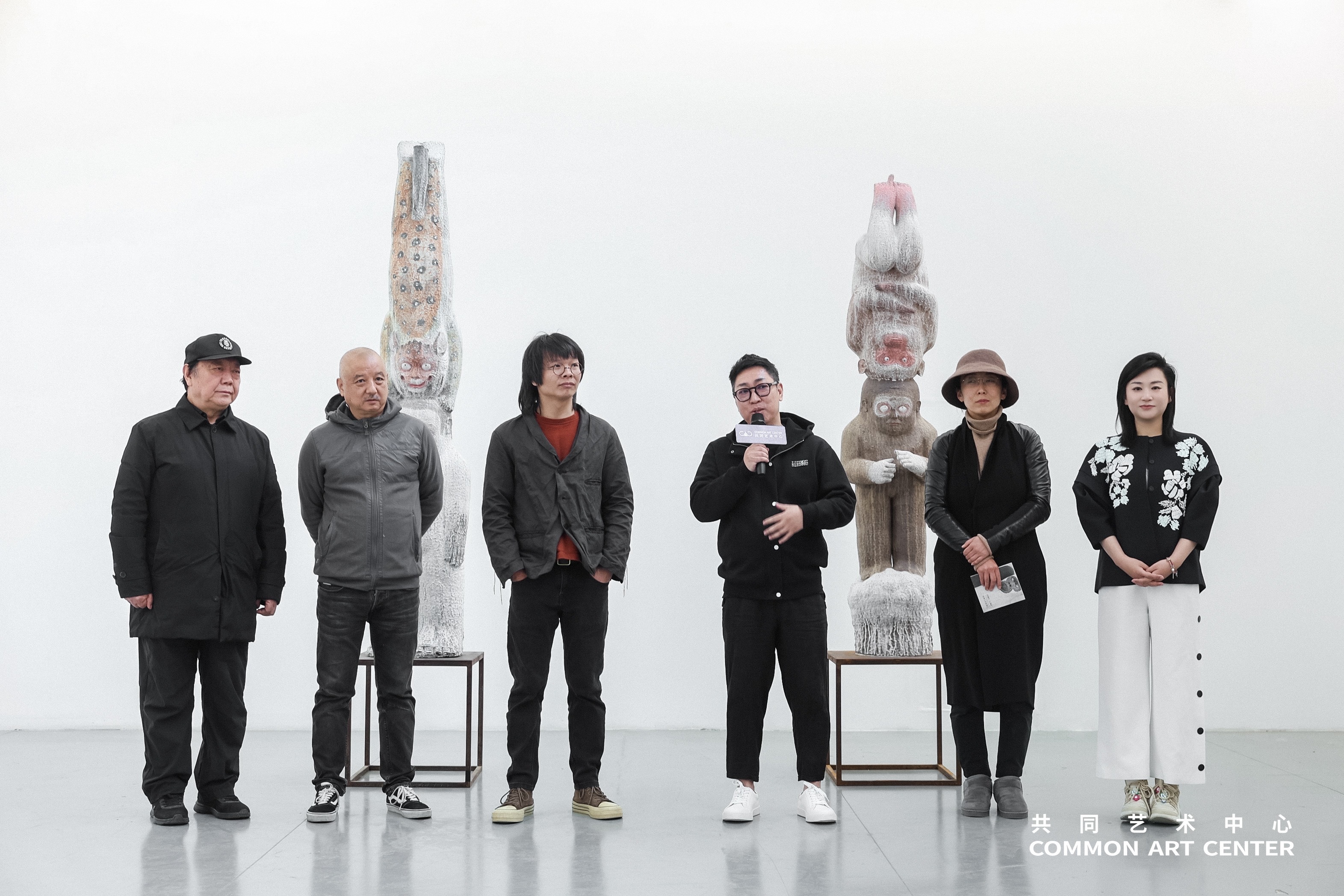 从岭南走出的“手艺人”赵淋：雕塑展“逆进化论”在北京开幕