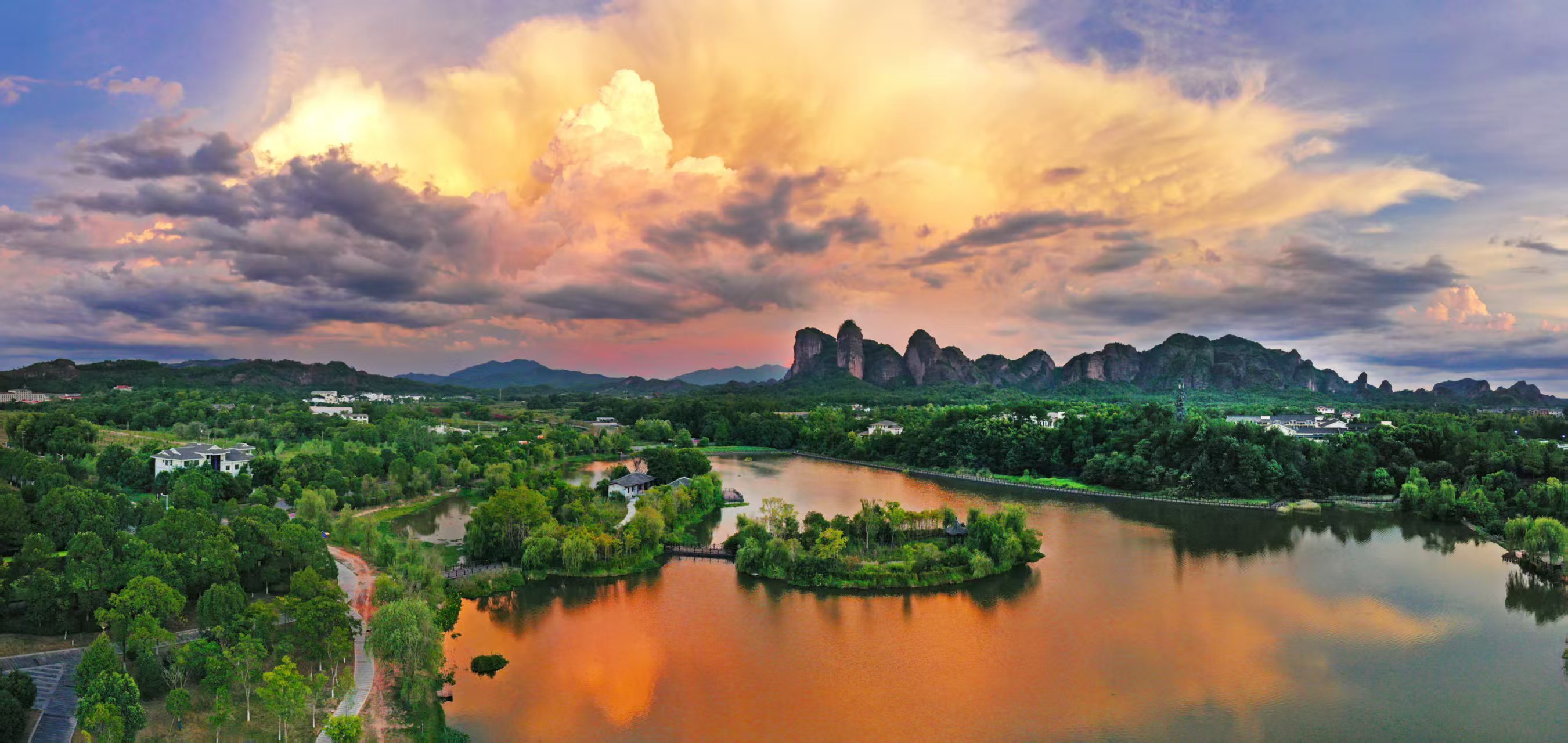 龙虎山（龙虎山景区供图）