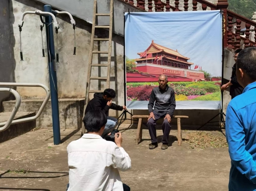 庐山市：把“天安门”搬进村，圆老人“首都梦”