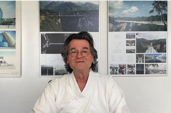 渡堂海：想与老子、李白、杜甫等环游世界