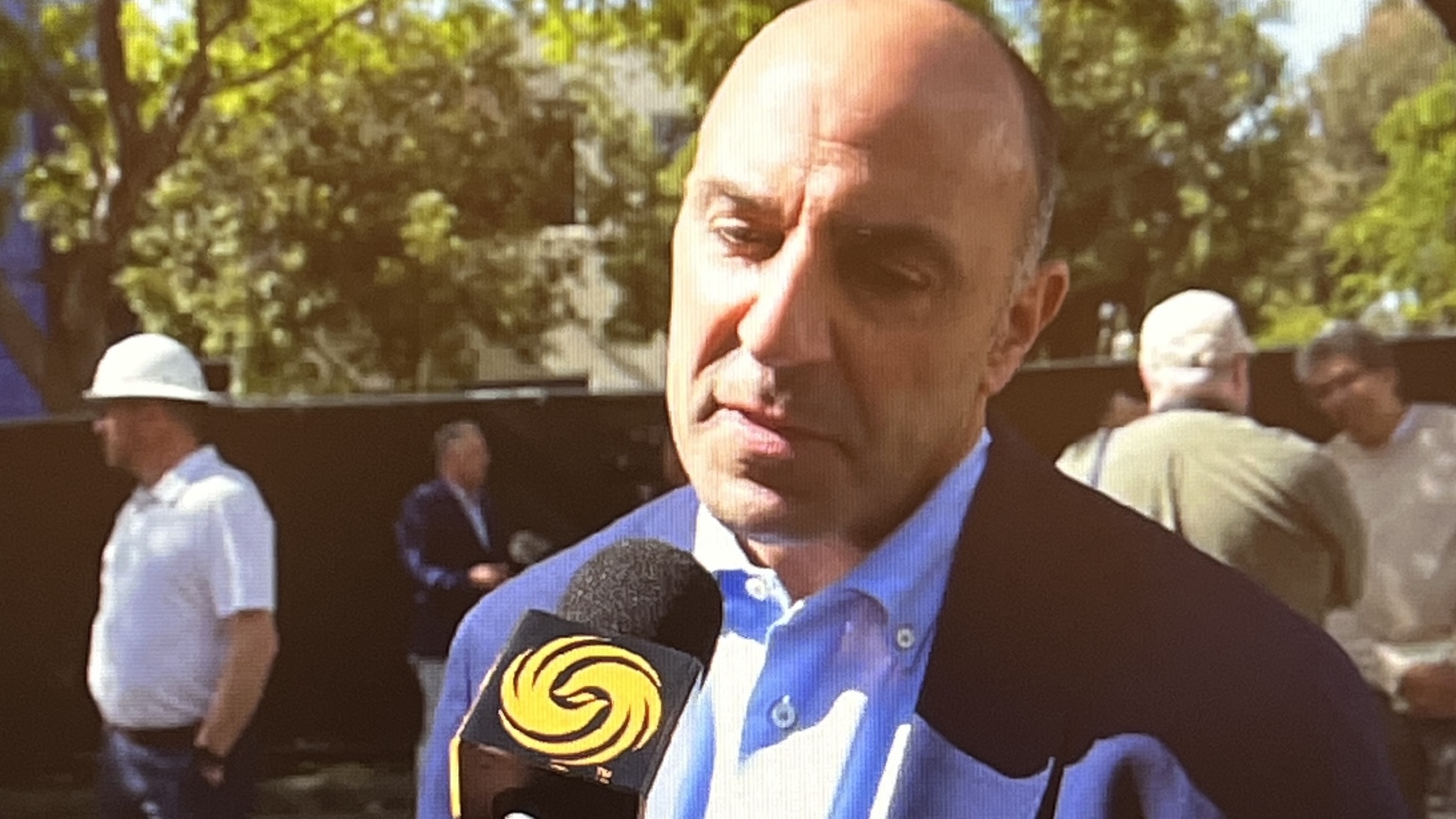 凤凰独家｜美国民主党众议员：误判半导体等高端制造业将加深产业扭曲