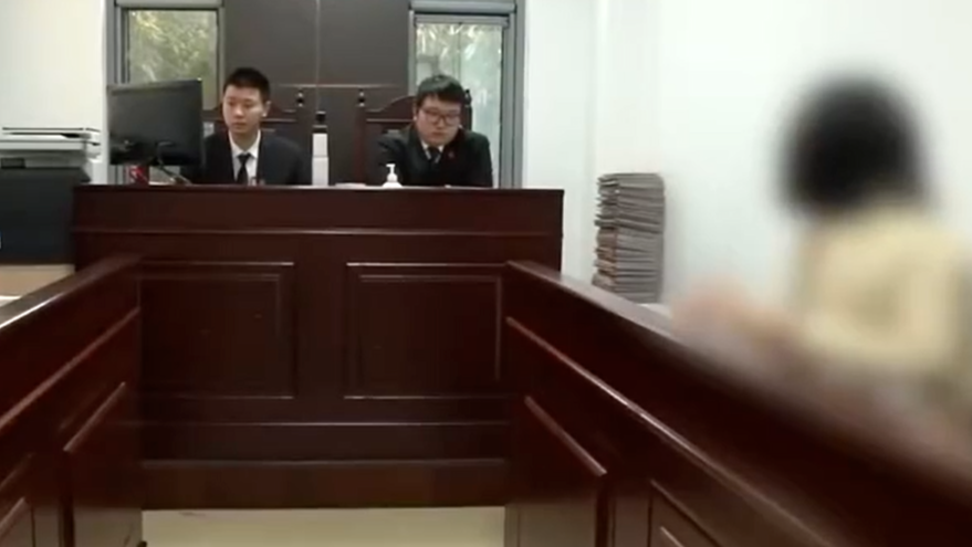 女子用250元侮辱性红包付孩子抚养费，被罚款1万元