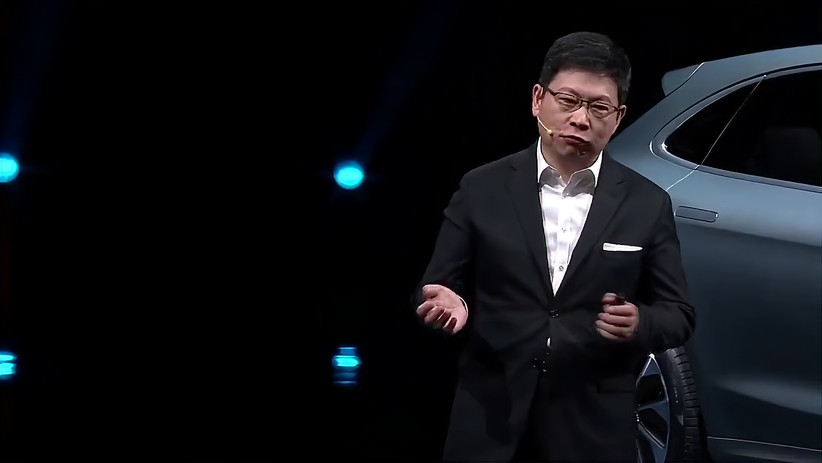 什么是真正的可油可电？余承东说增程SUV续航可达1673km