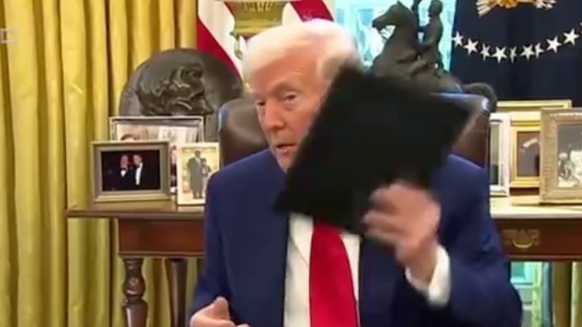 特朗普签署行政令，延长对俄罗斯制裁一年