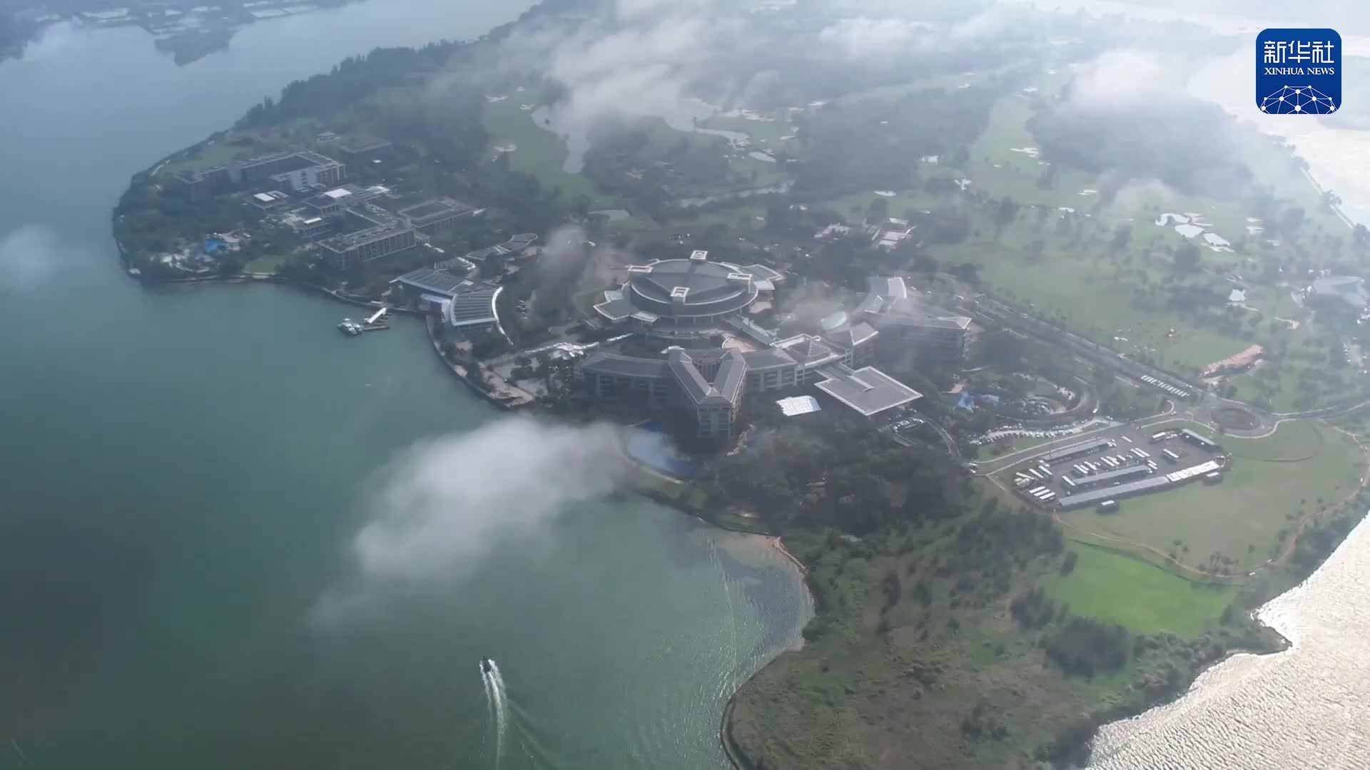 十个维度看中国｜塑料瓶“重生”开启绿色消费新场景，感受海南“零碳度”