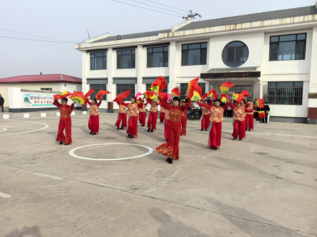 图为留守营管理处举办国家安全宣传演出