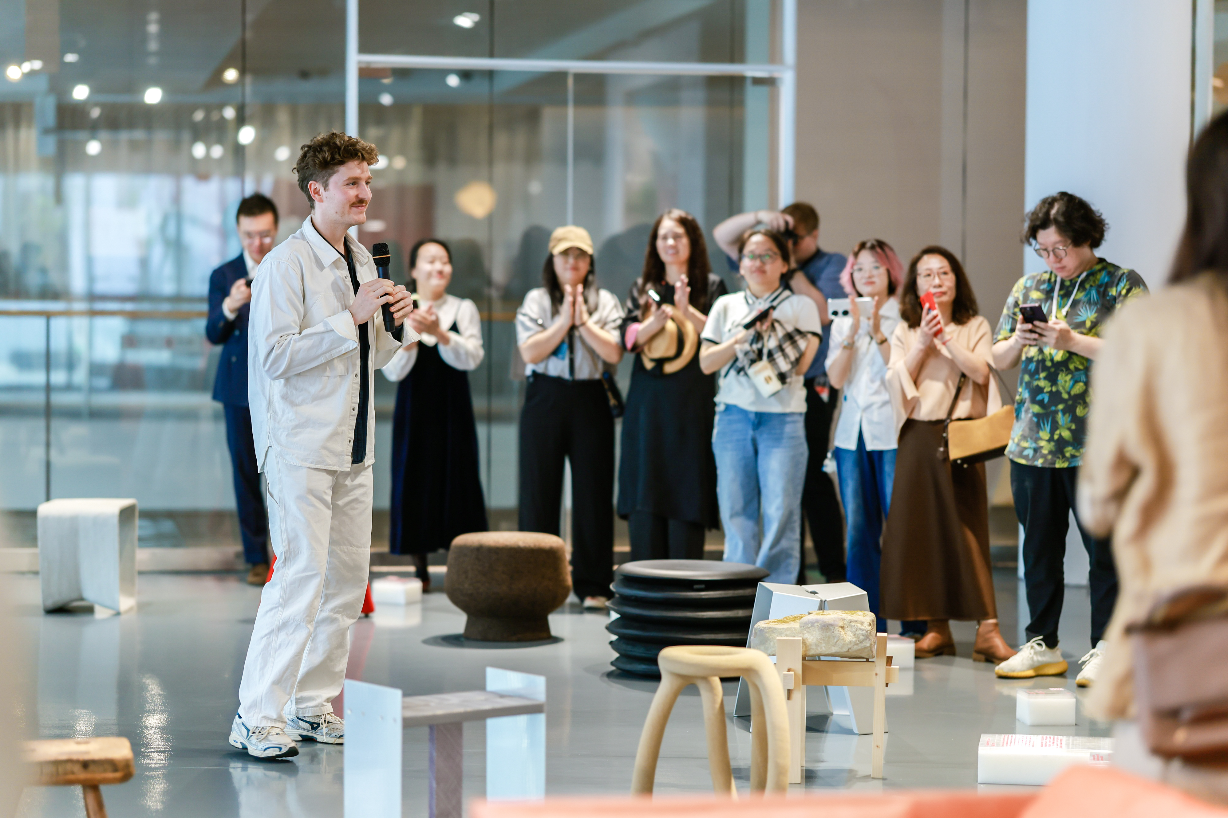 2025深圳设计周“全球伙伴”系列项目  《瑞士经典设计展》 隆重启幕