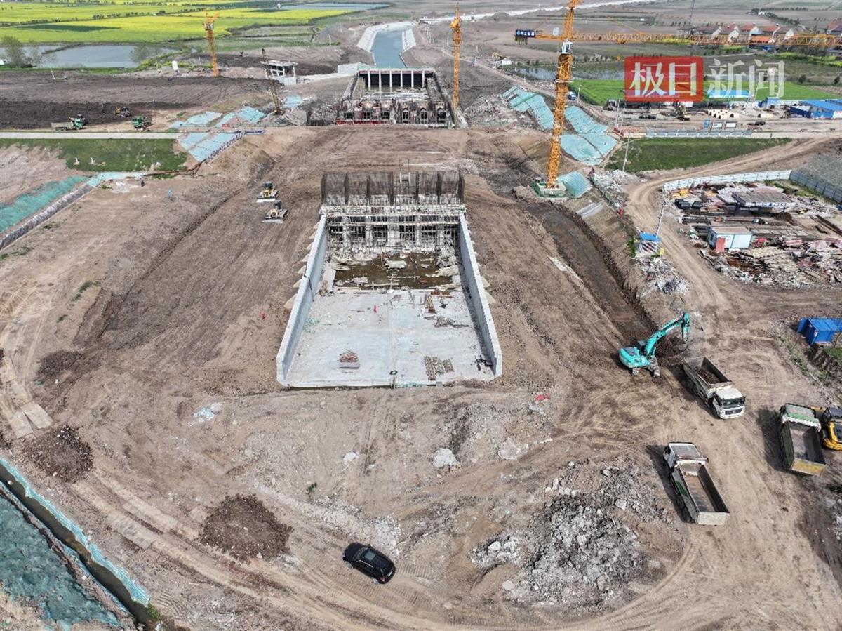 白柳泵站施工现场