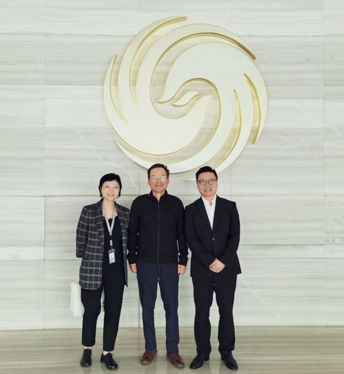 微微人间情，点点爱国心——中科微点码引领数字化信任新时代