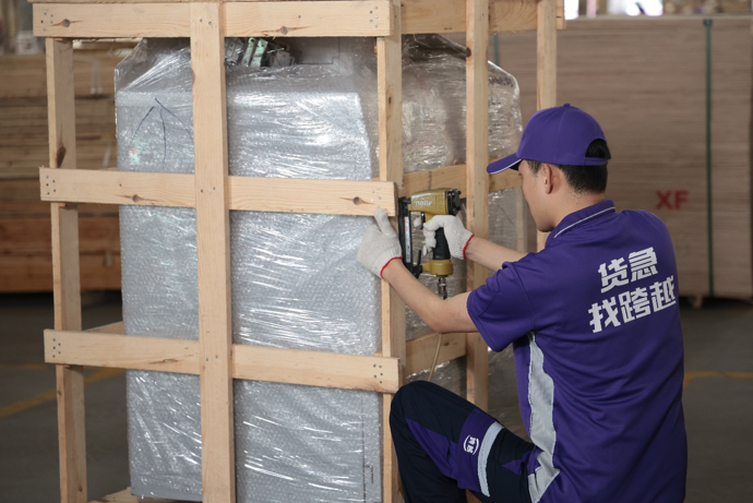 跨越速运董事长胡海建：以科技驱动大件快递运输新优势