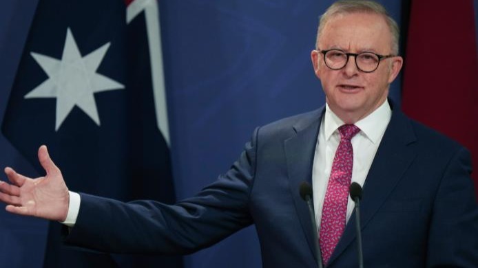 澳大利亚总理希望加强同中国的合作，应对关税风暴