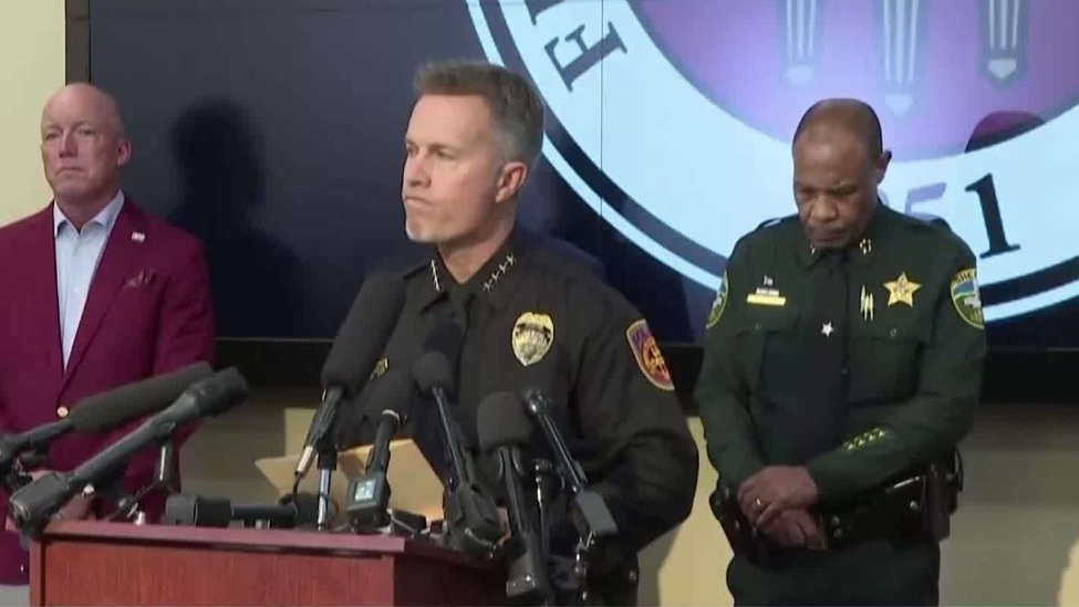 美国佛州大学发生枪击事件，至少2人死亡