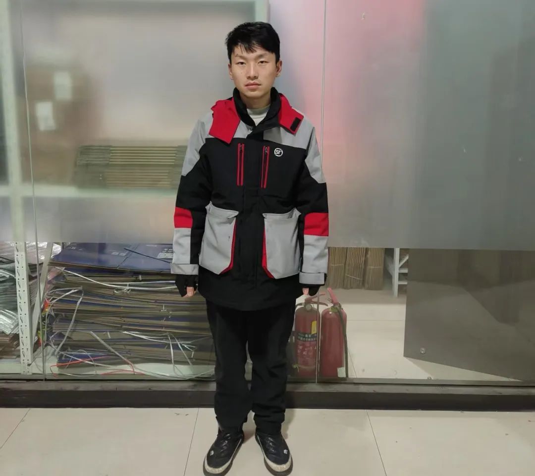 李俊.jpg