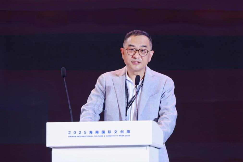 图注:中国工业遗迹创新创意产业联盟秘书长熊锐
