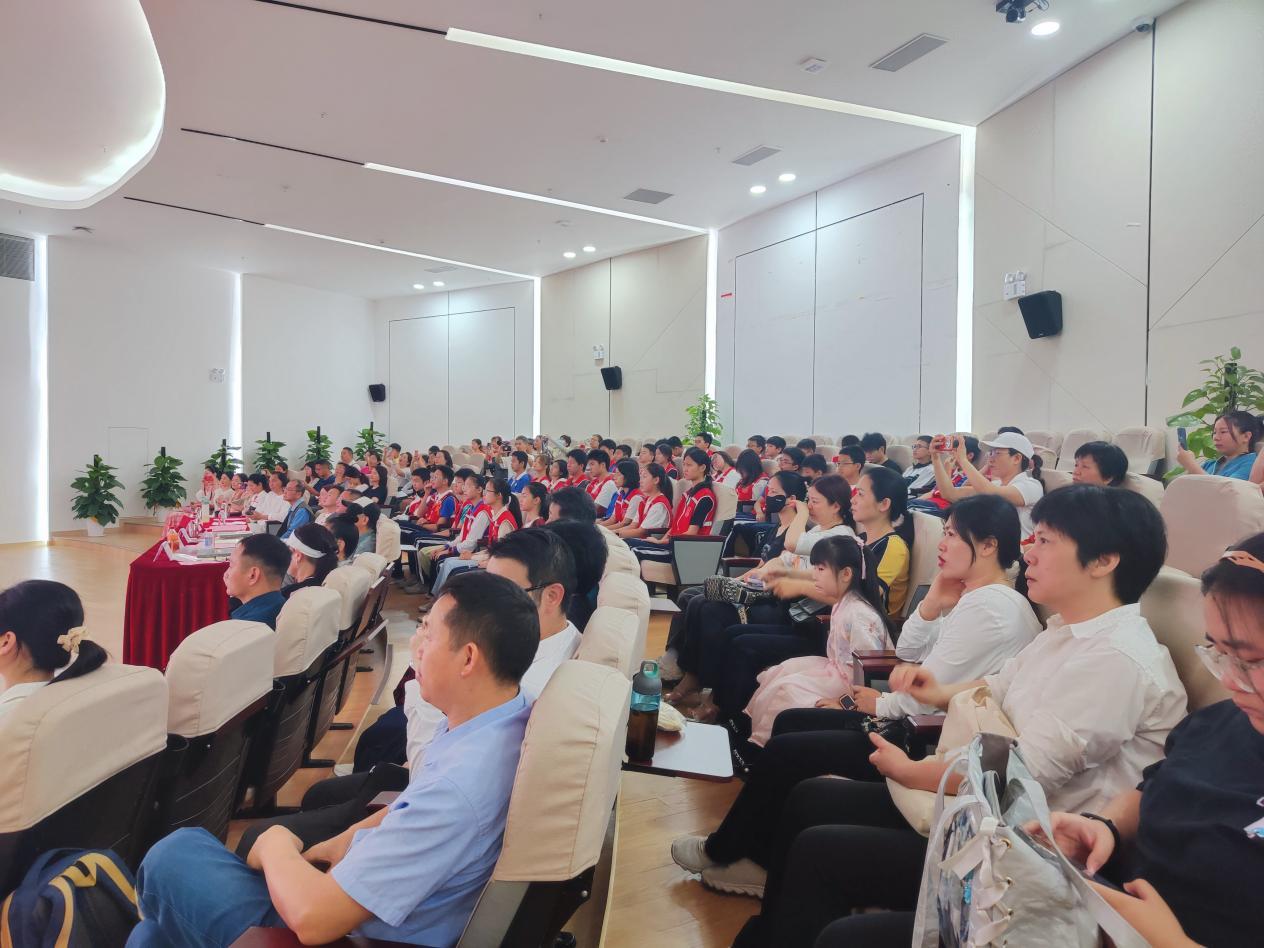 “回归心灵的阅读”龙岗团区委423世界读书日新书公益读书会圆满举办