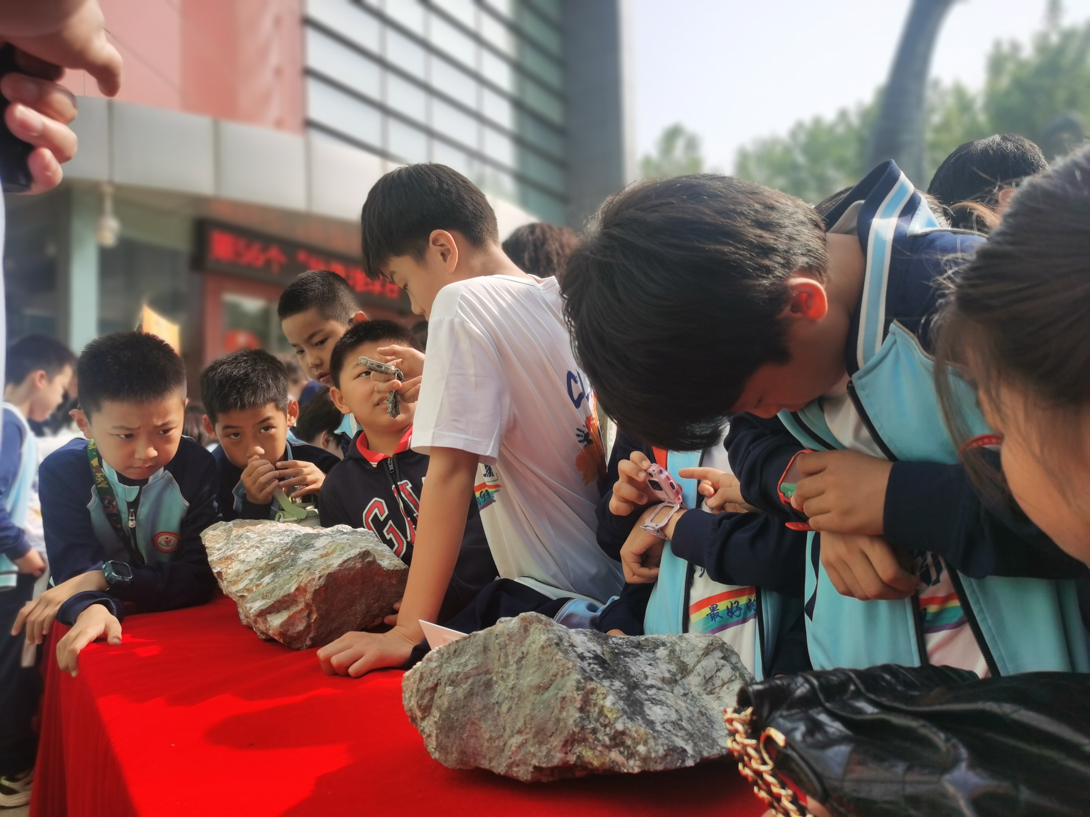 河南自然博物馆启动第56个“世界地球日”主题宣传周活动