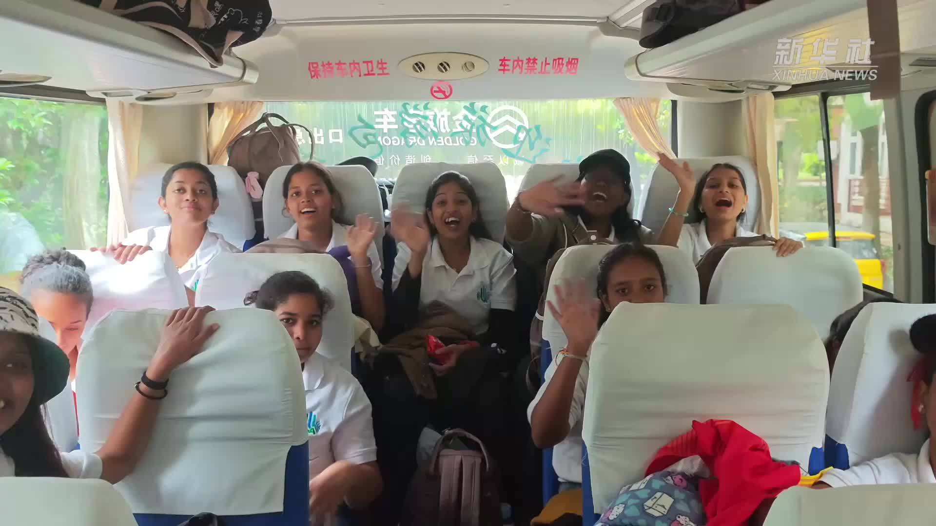 云南红河：“汉语桥”红河营顺利结束