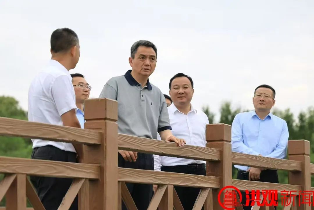 李紅軍在紅谷灘區(qū)調(diào)研重點(diǎn)項(xiàng)目建設(shè)情況