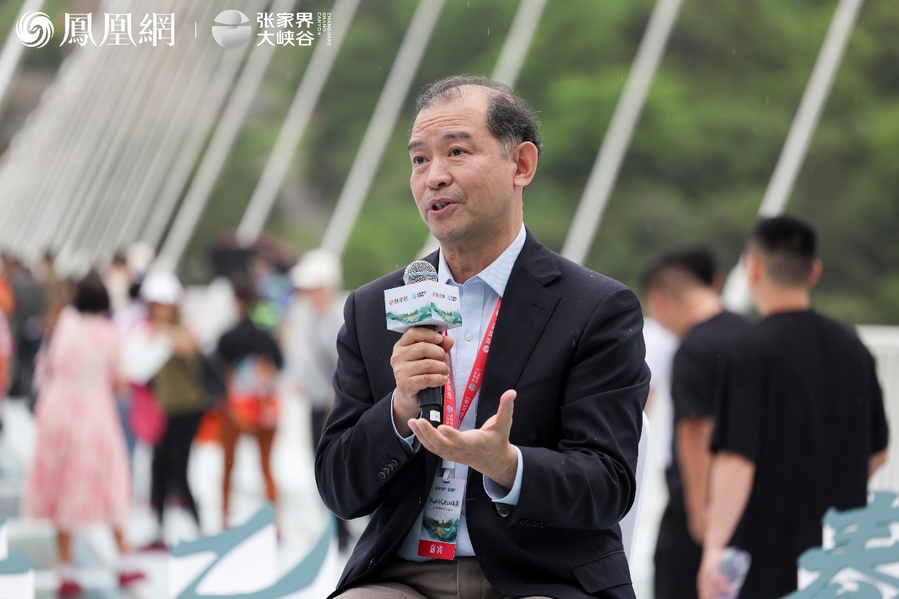 北京师范大学国际中文教育学院党委书记、教授、博士生导师王学松在“华人国学大典乙巳春集”上分享。