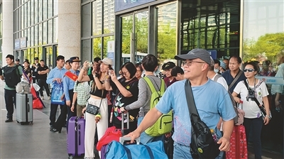 香港旅客拍照打卡