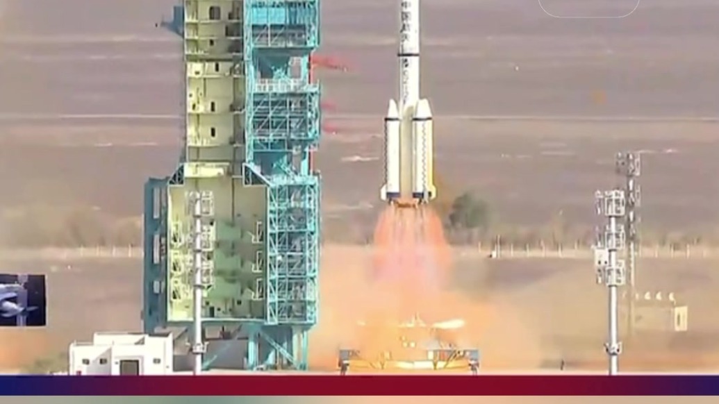 奔赴天宫　神舟二十号载人飞船发射升空