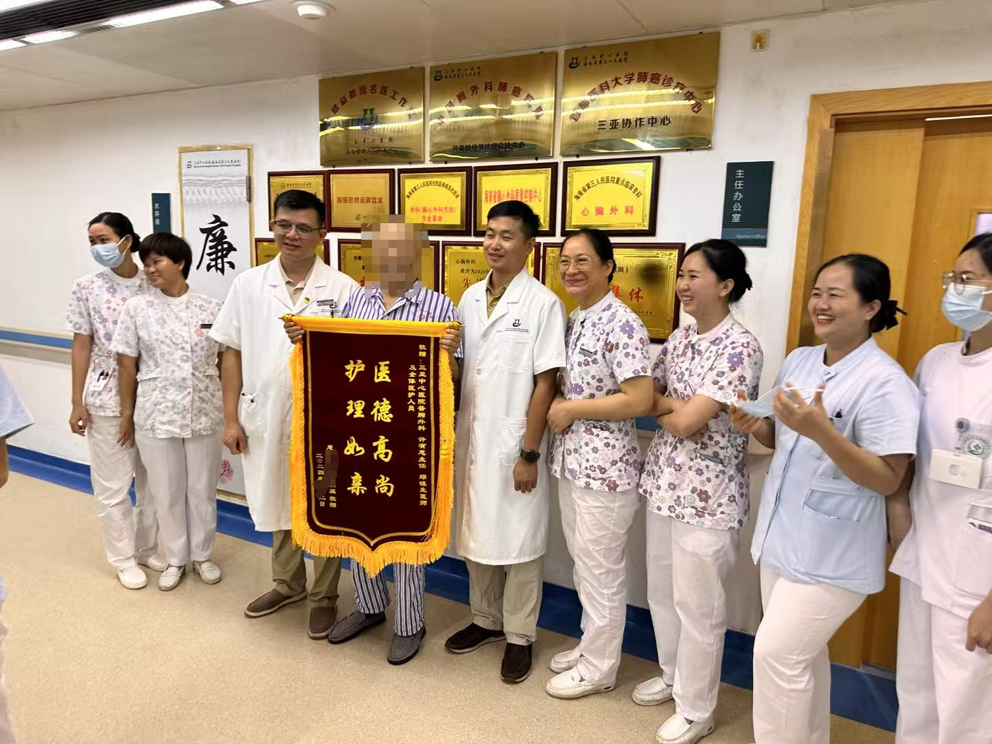 机器人联合无管微创技术领航肺癌治疗