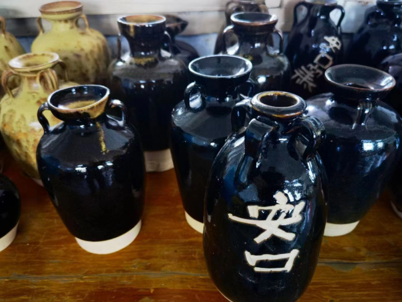 瓶罐盆壶每个都绝美　华亭“陶”宝人为陇窑注入新灵魂