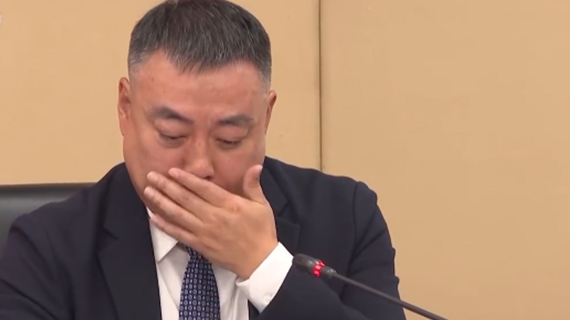 几度落泪！刘国梁哽咽发言：乒乓球是事业，更是融入血脉的信仰