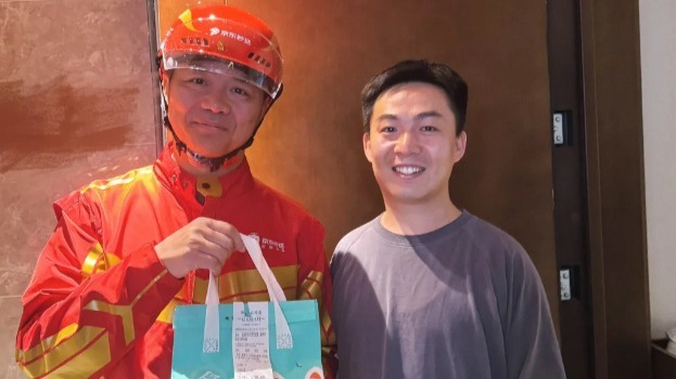 当事人回应刘强东给自己送外卖：我不是托，保证没有收钱做营销