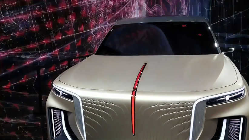 红旗破局上海滩：2025三款新车定义中国式豪华新范式