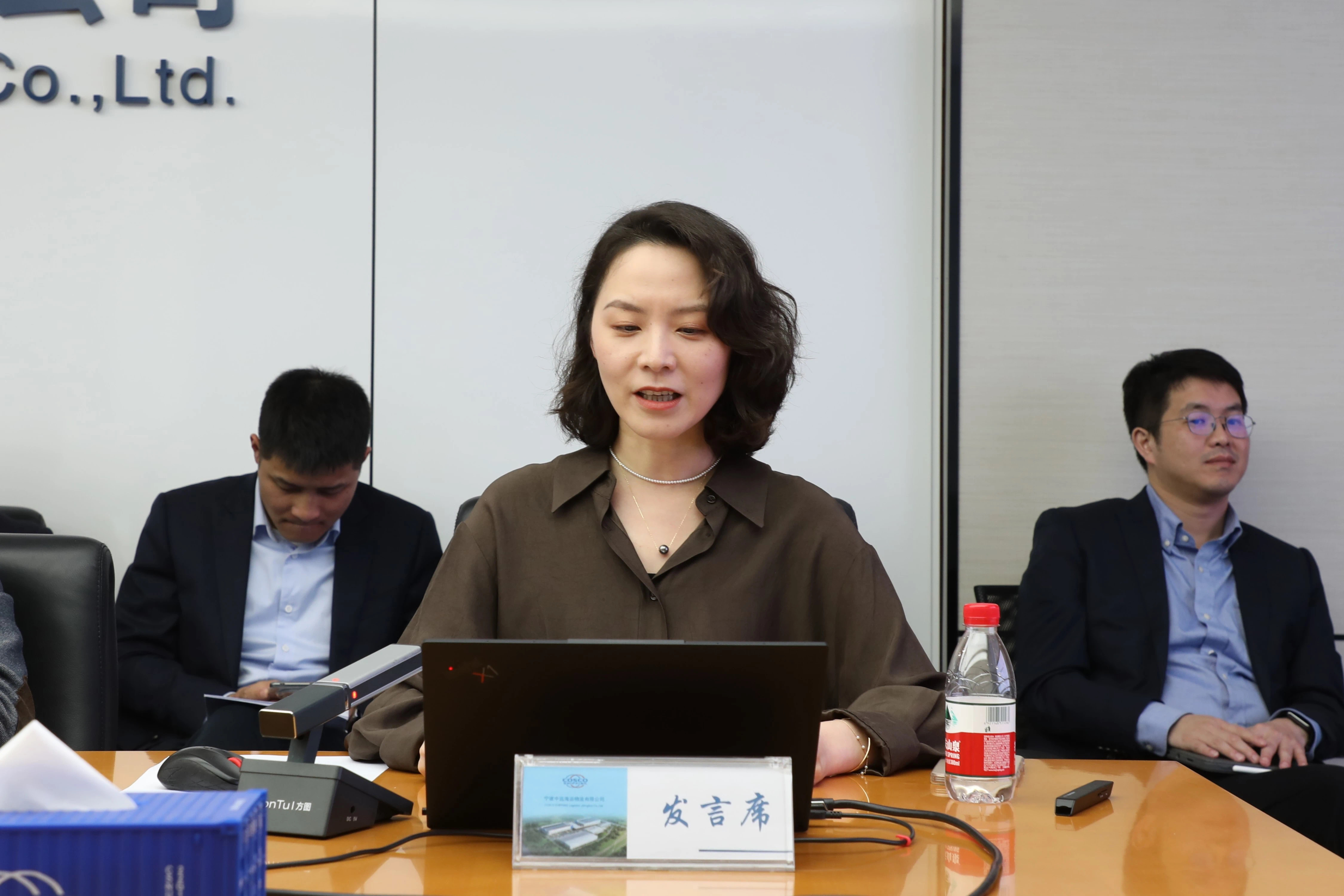宁波江北举办首届AI港航物流业技能精英赛