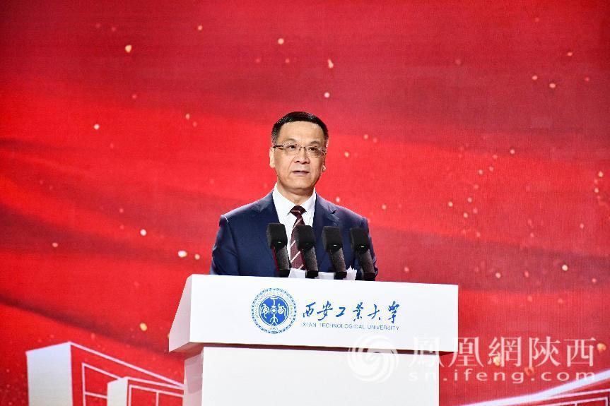 陕西省人民政府副省长李九红