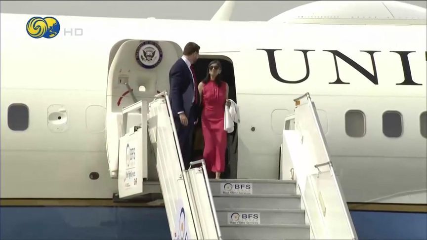 现场画面：美国副总统万斯携妻子抵达印度，开启四天访问行程
