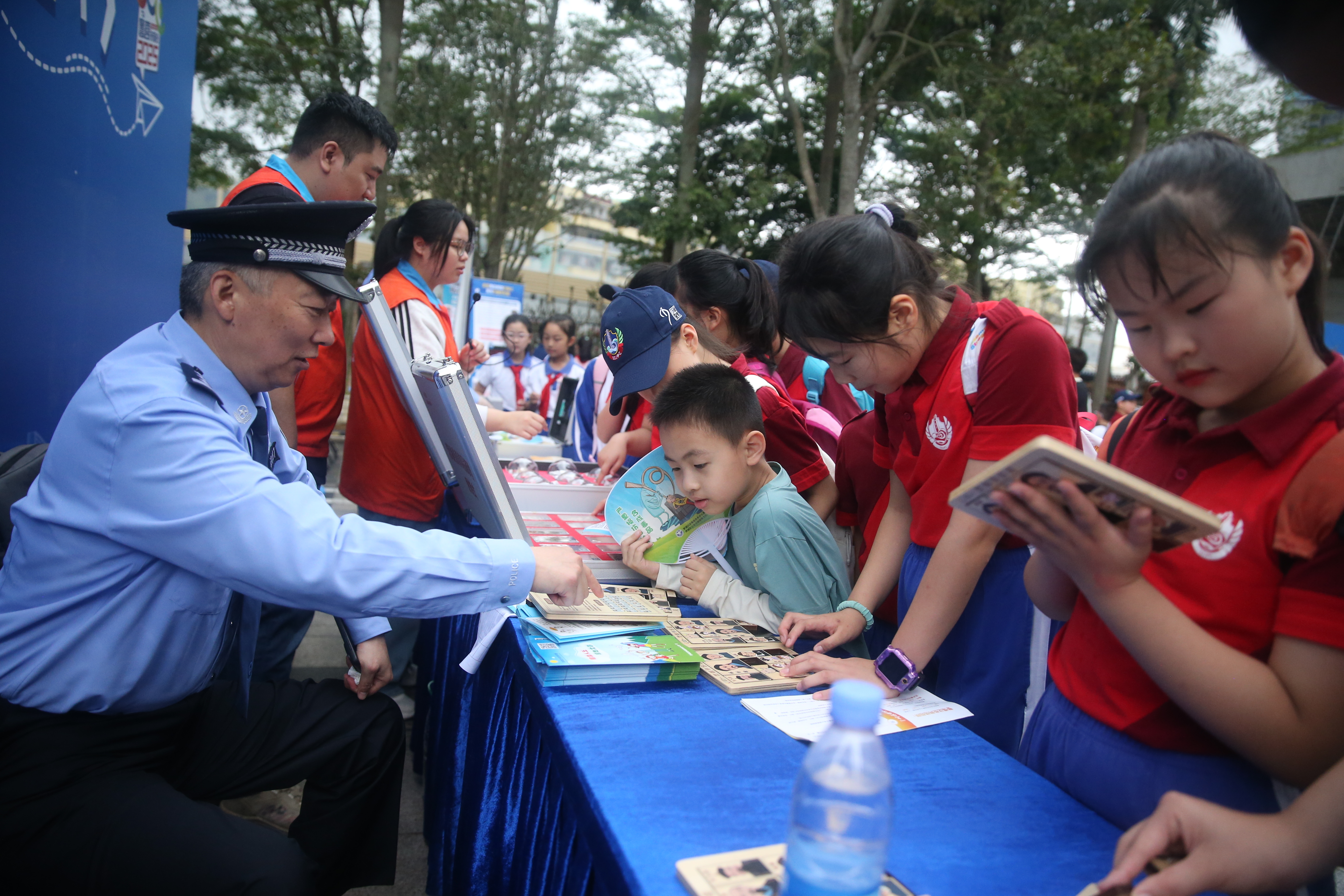 萌娃到警营“探班”，安防知识又增加了