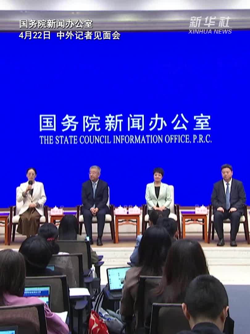 “白求恩奖章”获得者杨世霞：践行白求恩精神就是扎根农村 默默守护父老乡亲