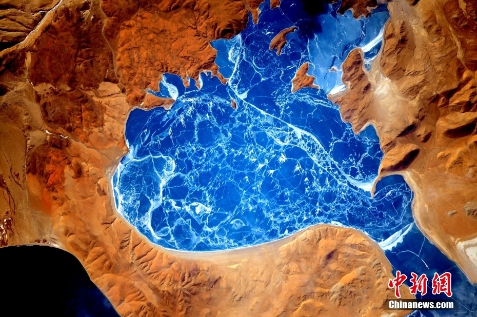 瞰！“云端”下的缤纷地球