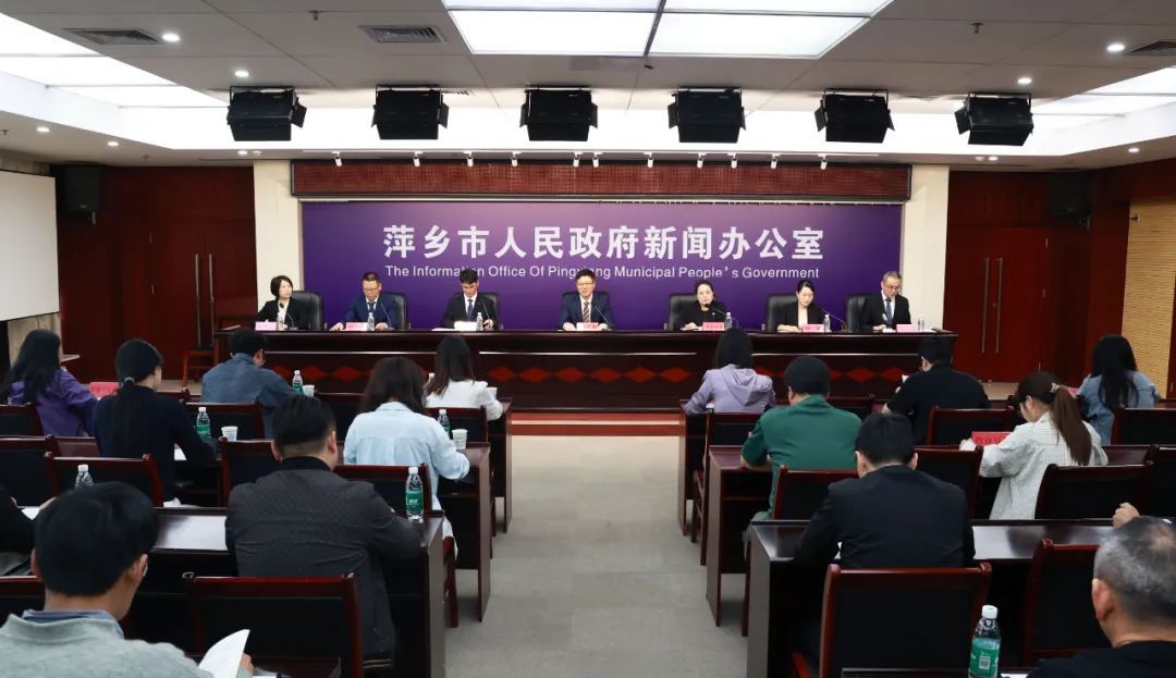 萍乡莲花县:打造“莲花血鸭”品牌 推动文旅融合发展