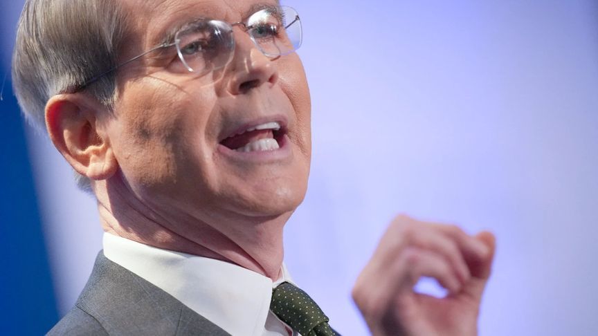 贝森特对华火力全开：中美经济需再平衡！美国生病强迫中国吃药