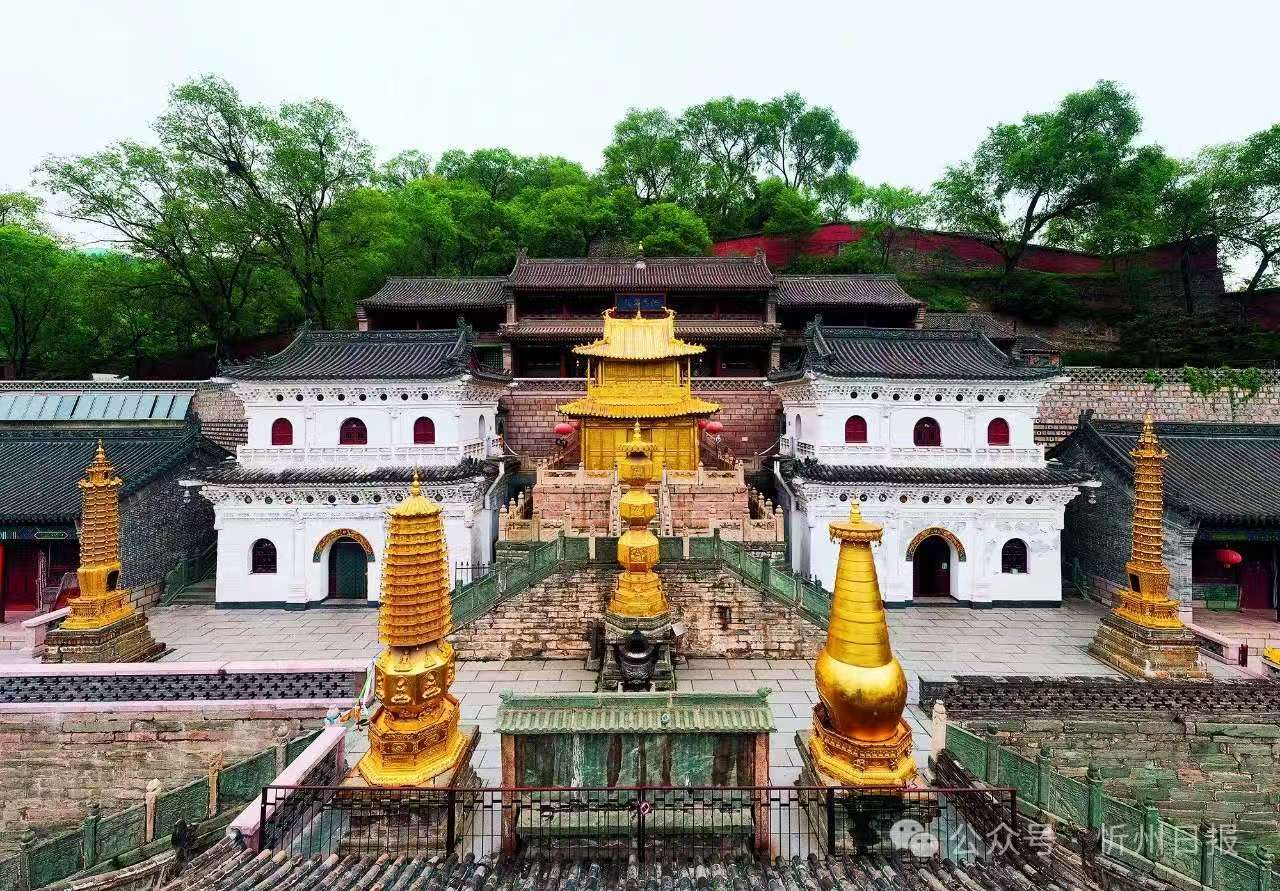 显通寺铜殿