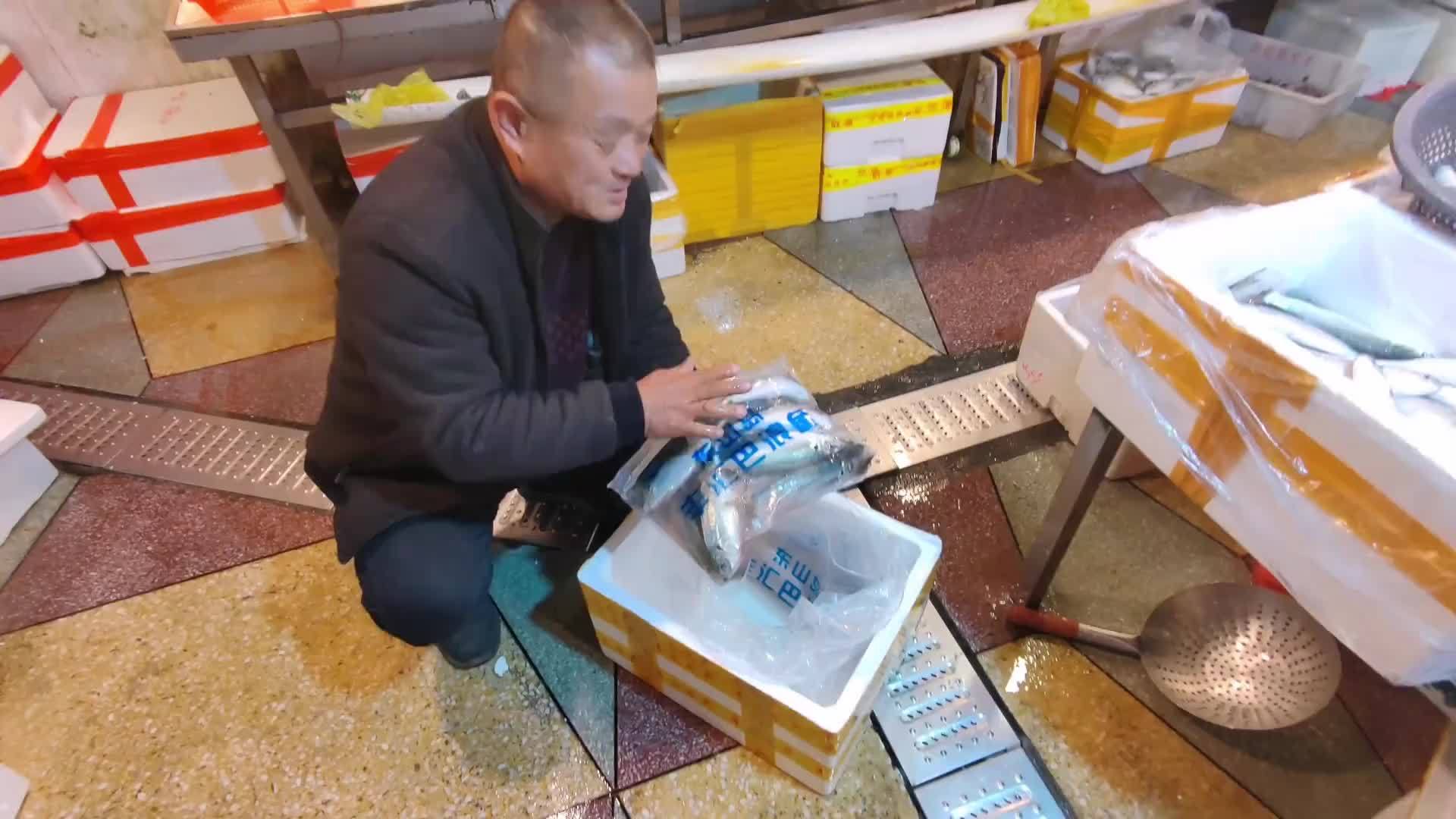 428买6斤土豪巴浪鱼，阿胖山吃第一口就被惊艳到，好吃到难以置信