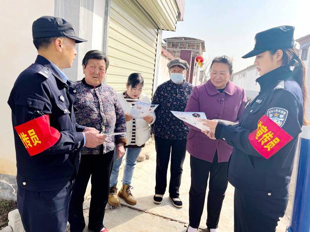 法律咨询纠纷化解……华亭群众家门口享一站式服务