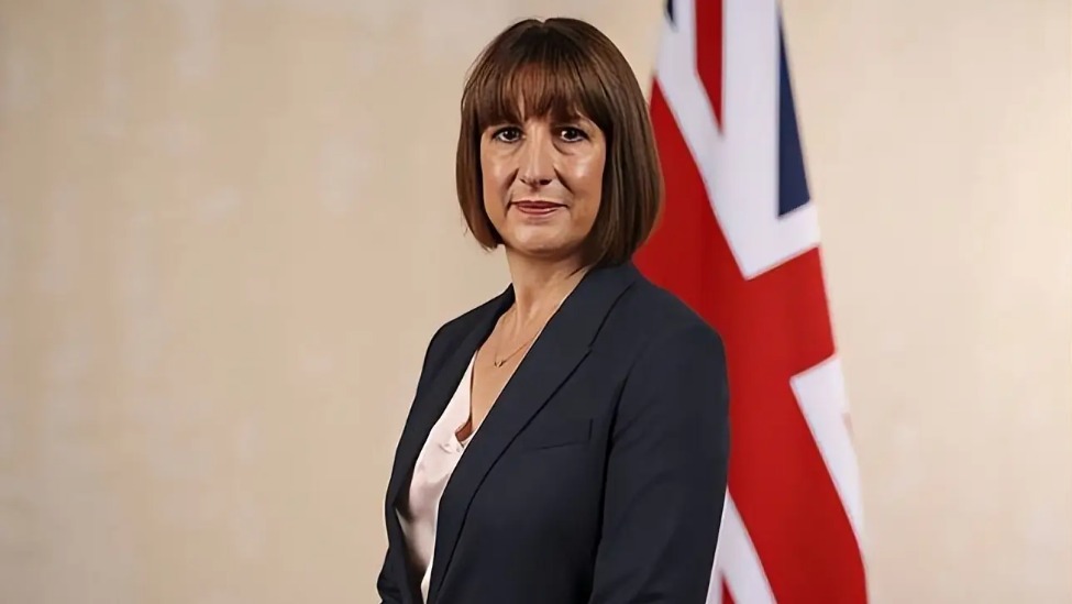 美英会谈前，特朗普没料到，英国财相先立下规矩，把中国给安排了