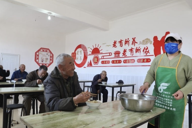 （图：河北沧州青县孝老食堂）