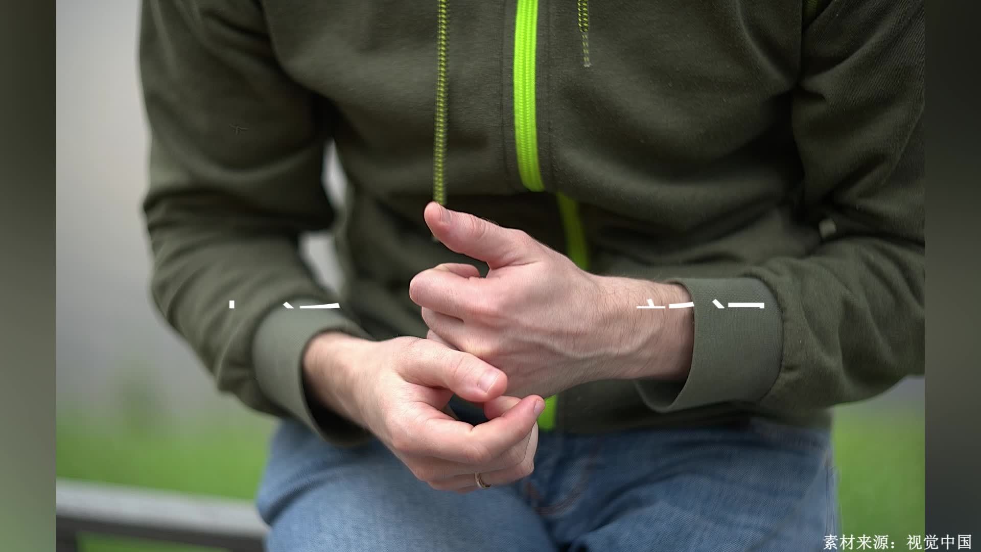 男子手脚发麻以为犯颈椎病，就医后颈动脉重度狭窄已堵90%，医生：随时可能中风