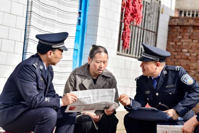 法律咨询纠纷化解……华亭群众家门口享一站式服务