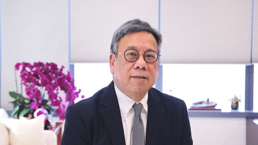 丘应桦希望凤凰卫视香港台继续精益求精，带观众放眼看世界